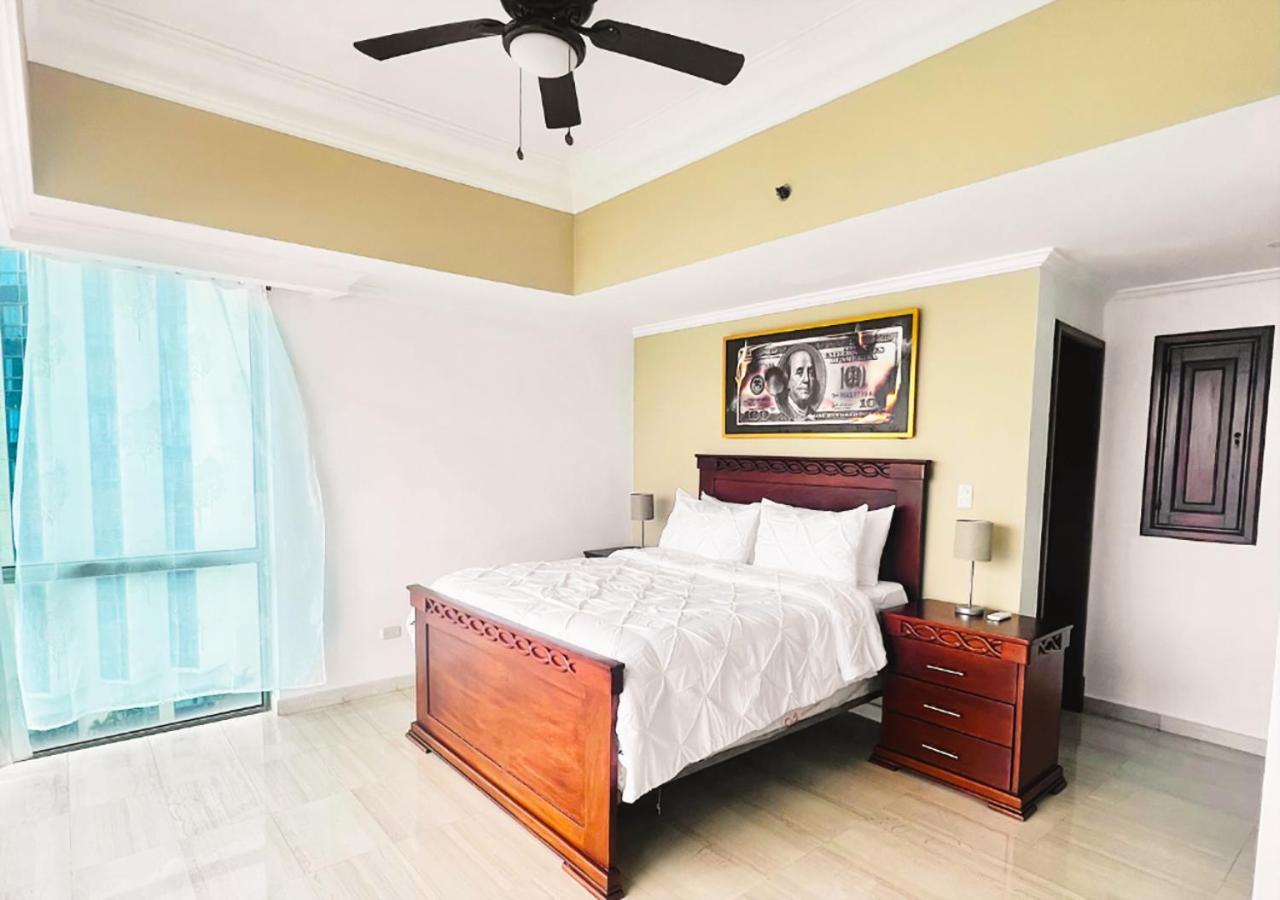 Appartamento Exclusive 3 Bdr, Gym & Pool, Seaview, Luxury Tower Santo Domingo Esterno foto