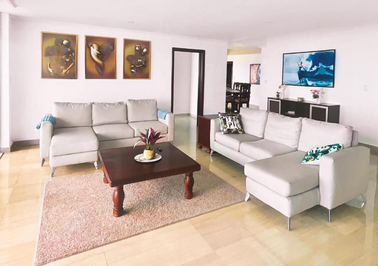 Appartamento Exclusive 3 Bdr, Gym & Pool, Seaview, Luxury Tower Santo Domingo Esterno foto