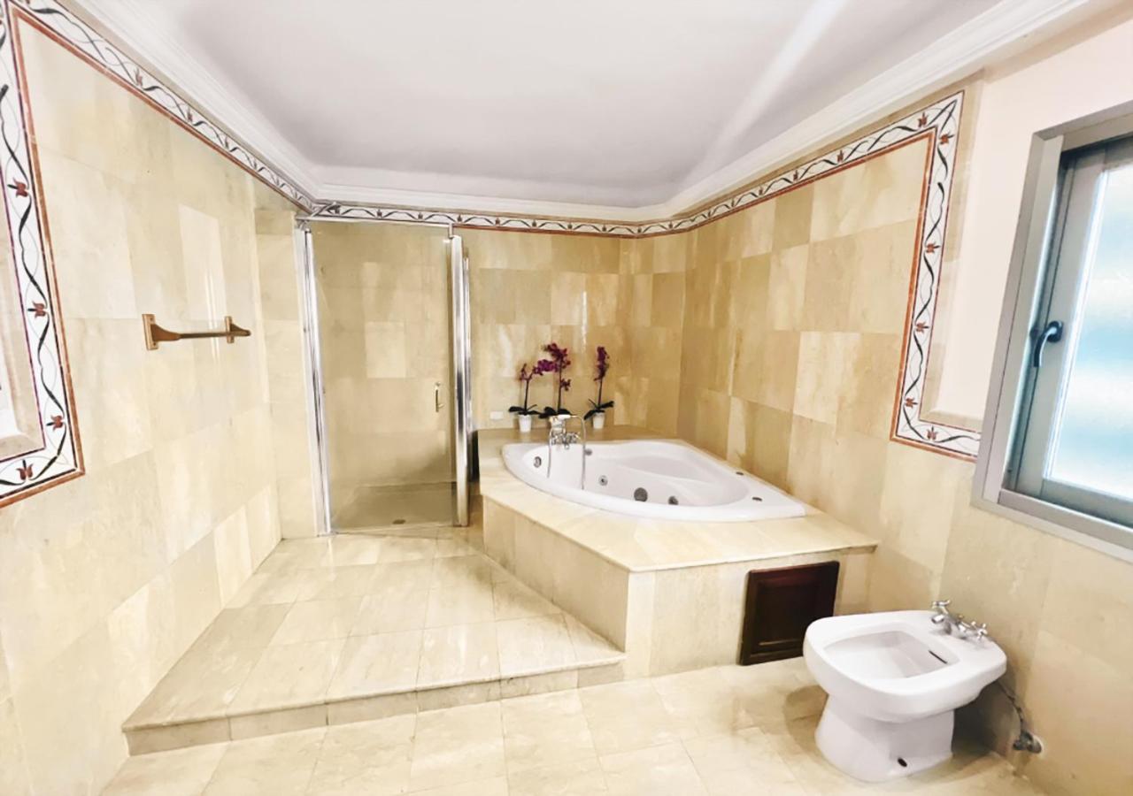 Appartamento Exclusive 3 Bdr, Gym & Pool, Seaview, Luxury Tower Santo Domingo Esterno foto