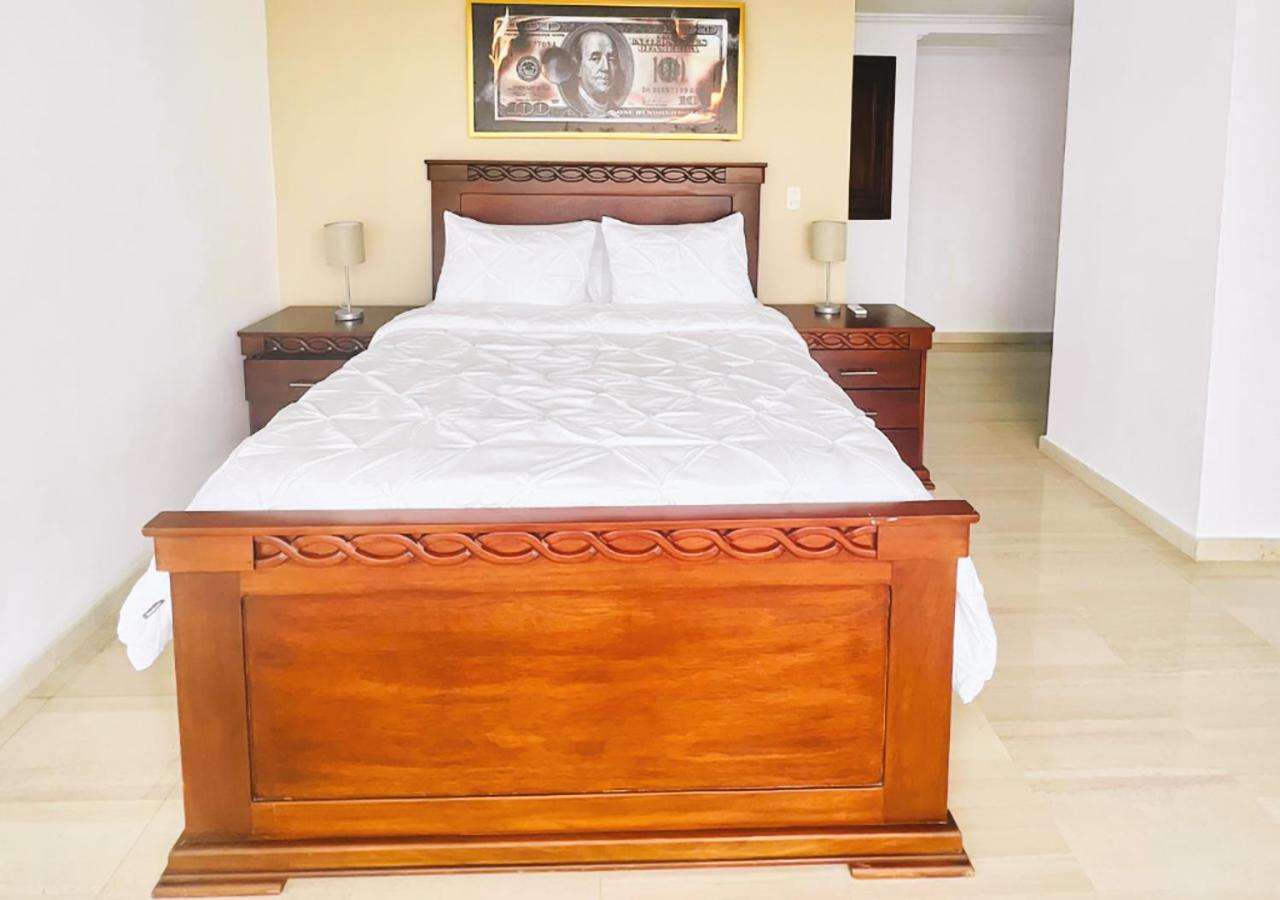 Appartamento Exclusive 3 Bdr, Gym & Pool, Seaview, Luxury Tower Santo Domingo Esterno foto